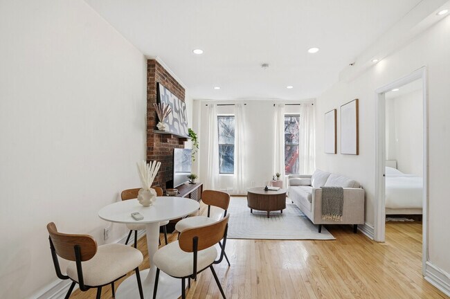 Building Photo - 1569 Lexington Ave