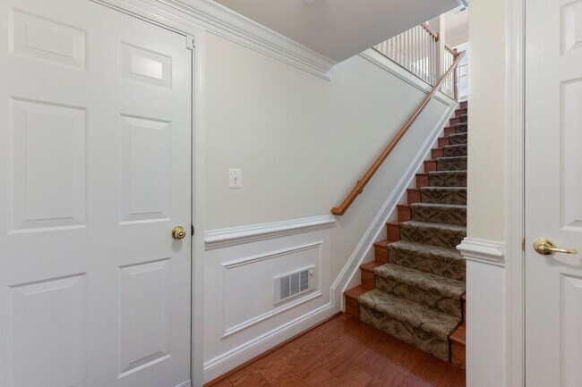 Building Photo - 7134 Huntley Creek Pl
