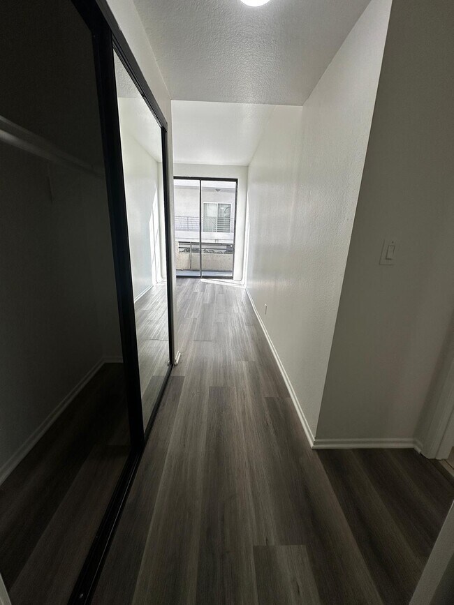 Building Photo - 4343 Whitsett Ave