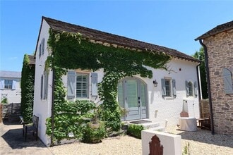 Building Photo - 155 Central Ave