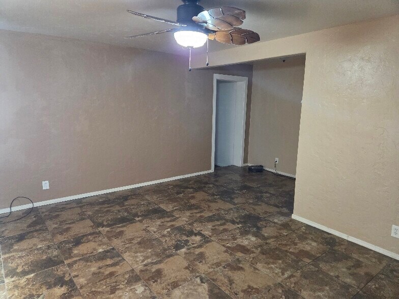 Building Photo - 2619 E 21st St