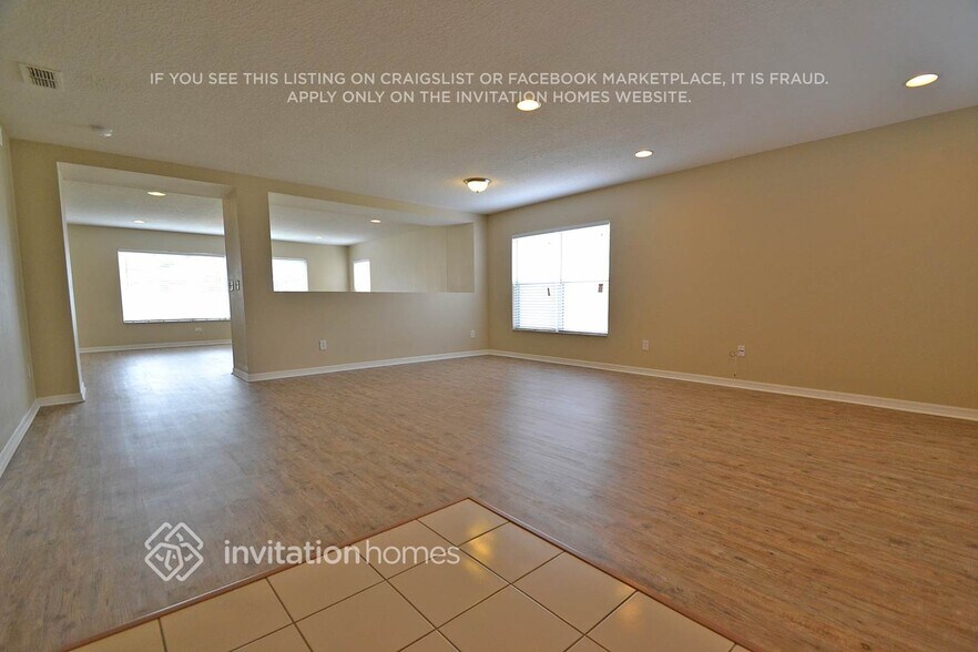 Building Photo - 13630 Podocarpus Ln