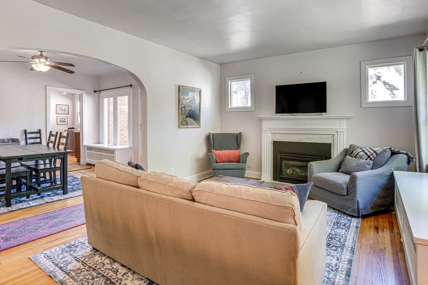 Building Photo - 757 Clayton St