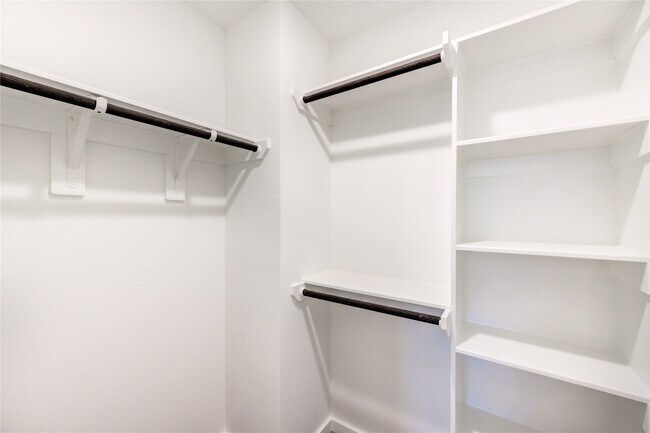 Building Photo - 11910 De Carvalho Ln