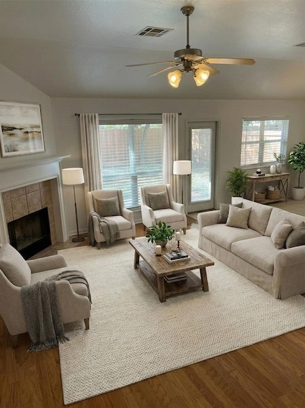 Building Photo - 3107 Burlington