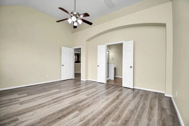 Building Photo - 6315 Bain Dr