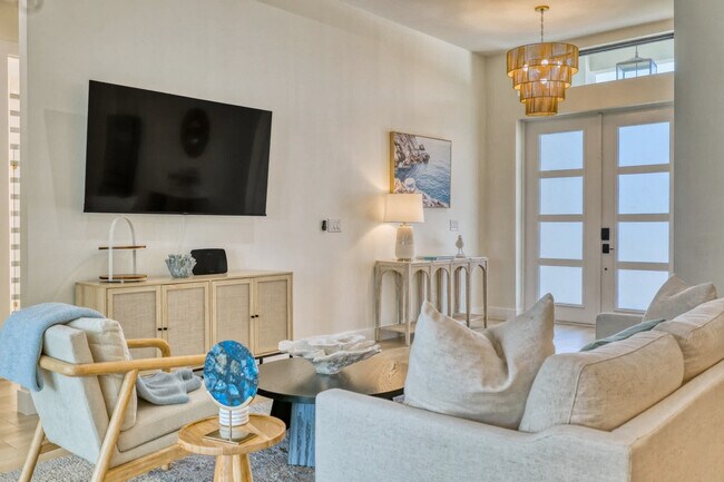 Building Photo - 2215 Amnesty Dr