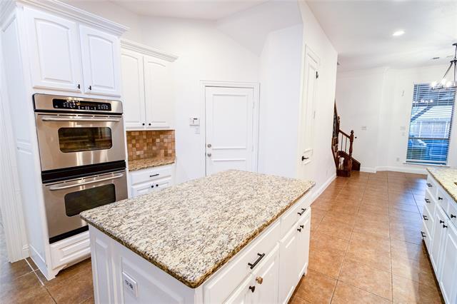 Building Photo - 2408 Lady of the Lake Blvd