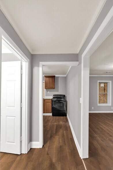 Building Photo - 3405 Gwen Dr