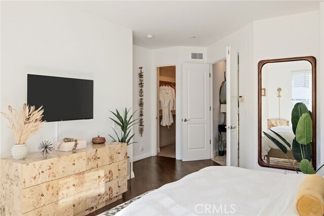 Building Photo - 229 23rd St