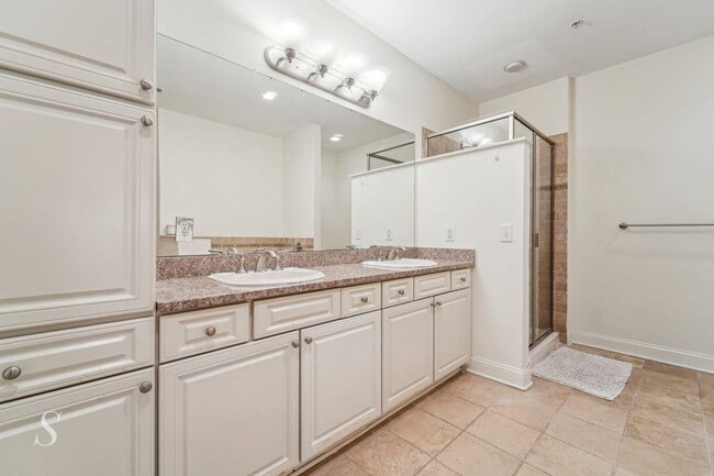 Building Photo - 20 Ave at Port Imperial