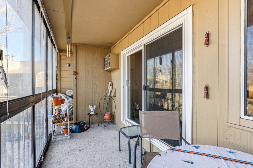 Building Photo - 3850 Plymouth Blvd