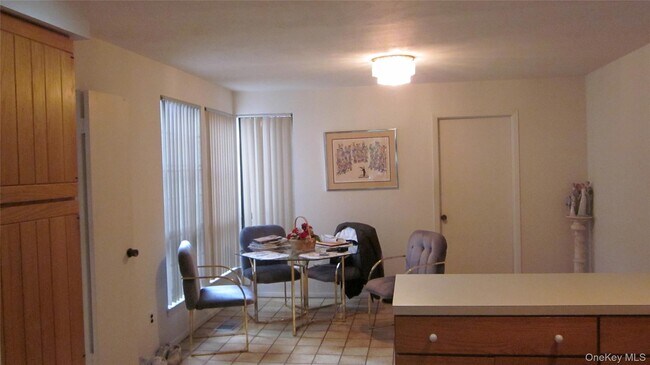Building Photo - 144 Dove Hill Dr