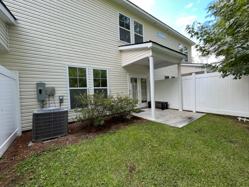 Building Photo - 331 Sonoma Dr
