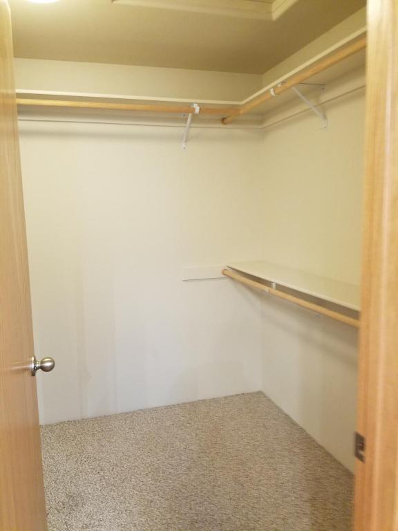 Building Photo - 1042 SW Princeton Pl
