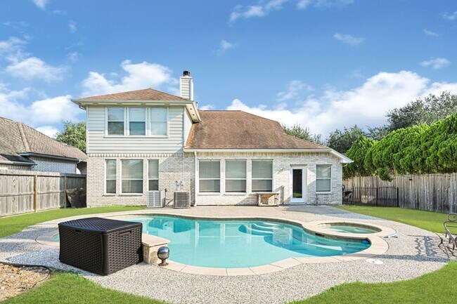 Building Photo - 3207 Crimson Coast Dr