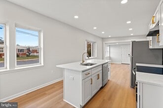 Building Photo - 730 New Pittsburg Ave