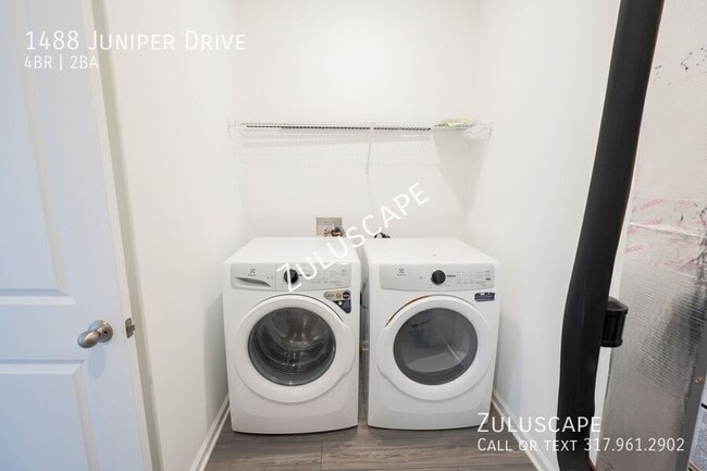Building Photo - 1488 Juniper Dr