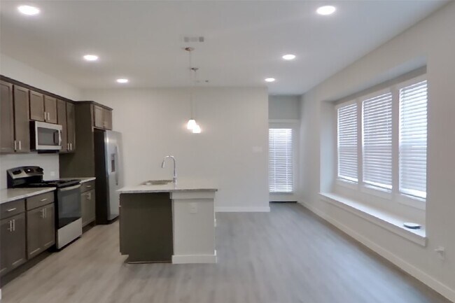 Building Photo - 2350 Bailey Flds Ln