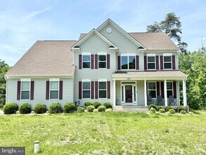 Building Photo - 133 Brooke Point Ct