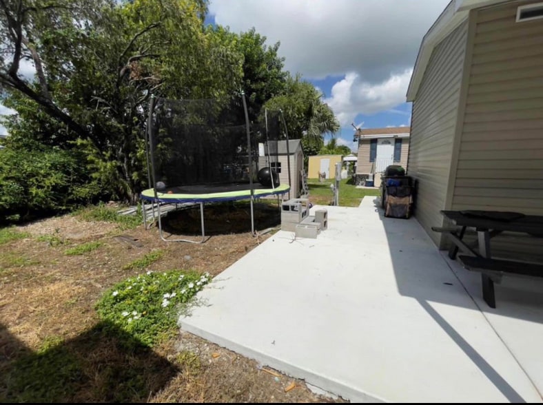 Building Photo - 25502 SW 129th Ct