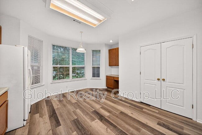 Building Photo - 229 Spice Oak Ln