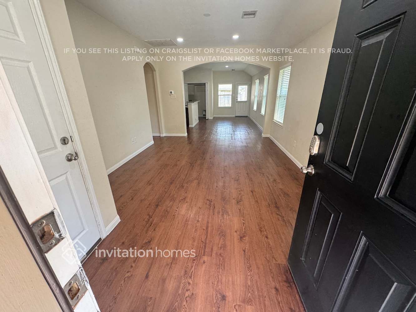 Building Photo - 18806 N Lyford Dr