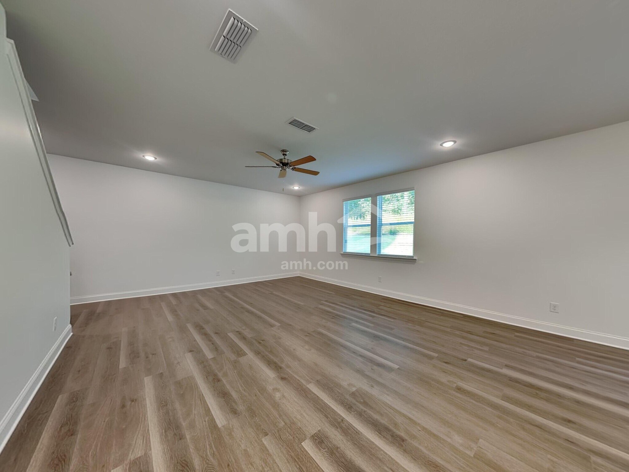 Building Photo - 1695 Soapstone Rd