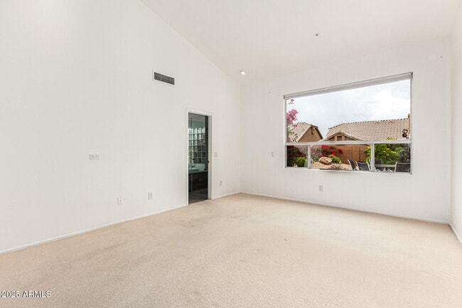 Building Photo - 11065 E White Feather Ln