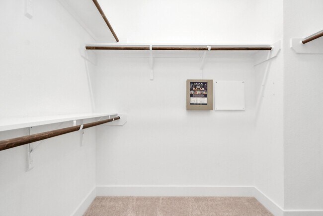 Building Photo - 708 Strawberry Pines Ct