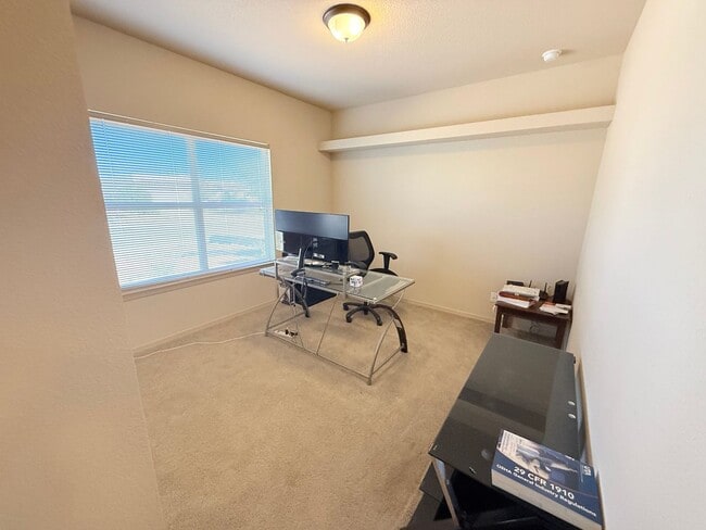 Building Photo - 5703 Ireland Dr