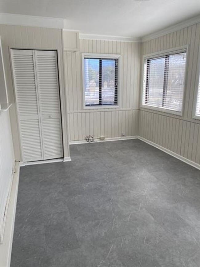 Building Photo - Green Hills Condo with Easy Access to I440