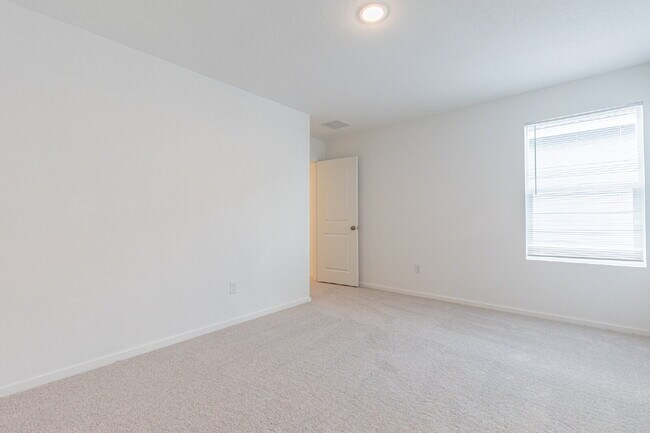 Building Photo - 6749 Marble Rdg