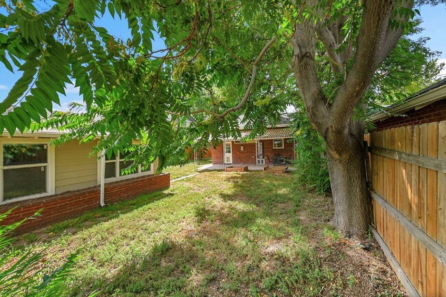 Building Photo - $3,500.00- Charming and Updated 4 bed, 3 bath Home in West Highland Denver!