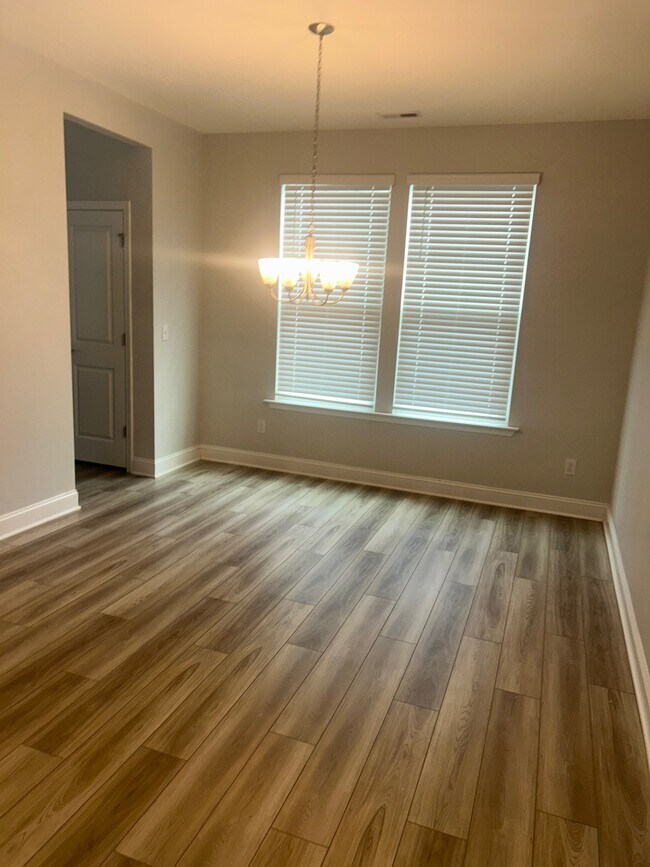 Building Photo - 815 Harmony Ranch Ln