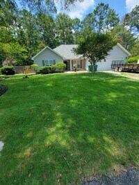 Building Photo - 1256 Watsonia Dr