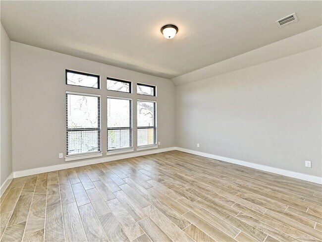 Building Photo - 2621 Franciscana Way