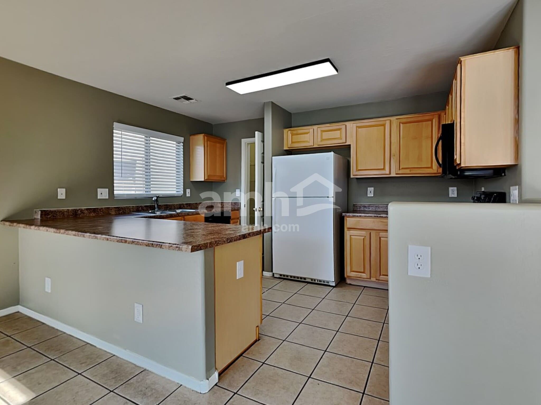 Building Photo - 14832 N 124th Ln