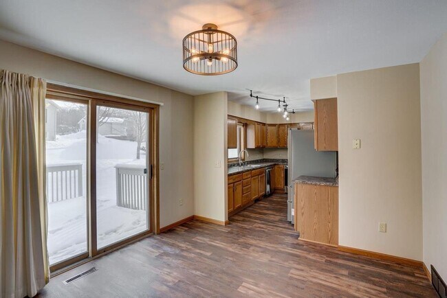 Building Photo - 3601 Basalt Ln