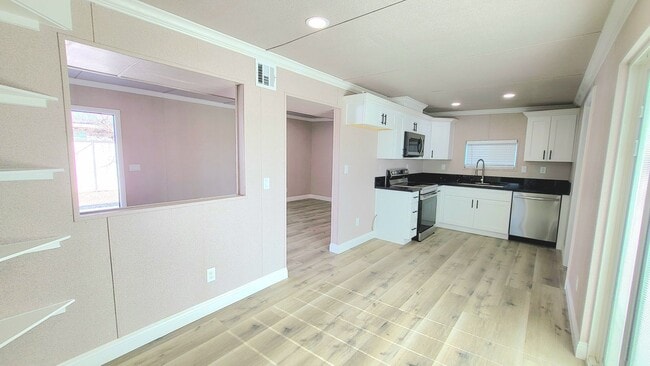 Building Photo - 1611 E Gamebird Rd