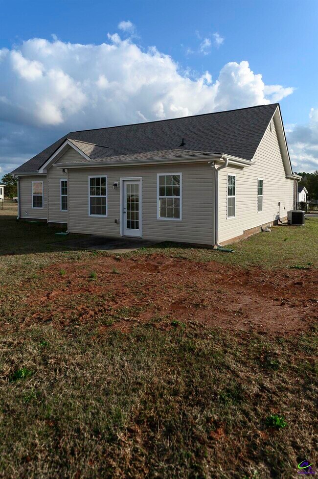 Building Photo - 307 Nile Ln