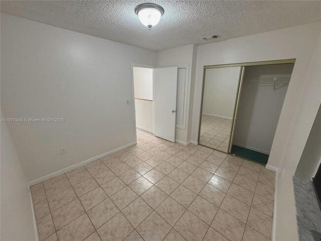 Building Photo - 2071 W 54th St