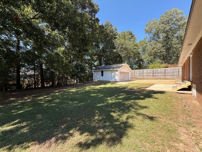 Building Photo - CHARMING UPDATED HOME FOR RENT IN GUNTERSV...
