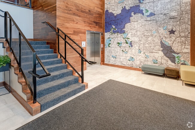 Lobby - Preserve at Shady Oak
