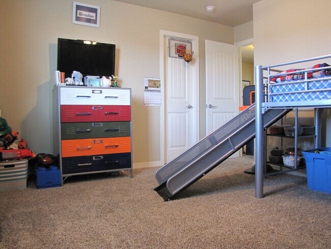 Building Photo - Coming Available Soon!!