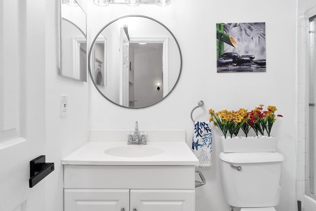 Building Photo - 3139 Millwood Terrace