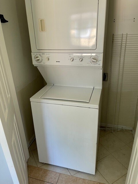Washer and Dryer Stack Included - 307 W College St