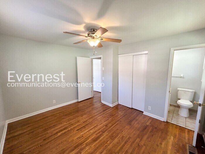 Building Photo - 316 Bonnavue Dr