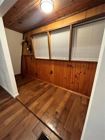 Building Photo - 1129 Scenic Dr