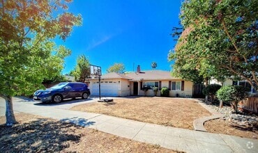 Building Photo - COMING SOON! Beautiful Single Story House ...